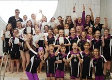 Swimmers Sweep Up at GSA Gala